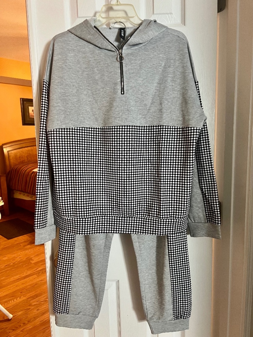 Ladies sweatsuit